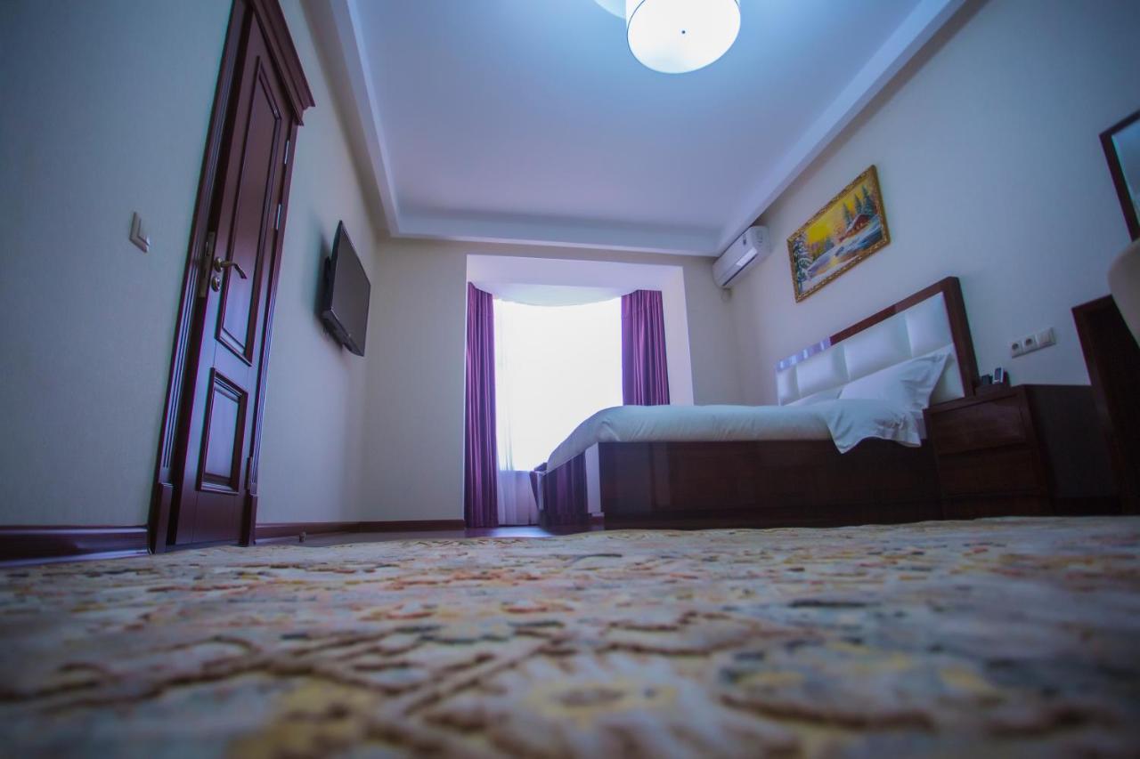 Hotel Ayni Douchanbé Extérieur photo